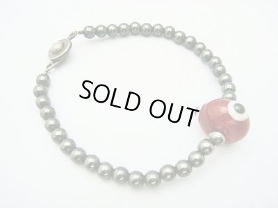 画像1: 【ＳＯＬＤ　ＯＵＴ　ありがとうございました！】（ギリシャアクセサリー）イーブルアイ（ナザールボンジュウ）・マグネットブレスレット（赤）