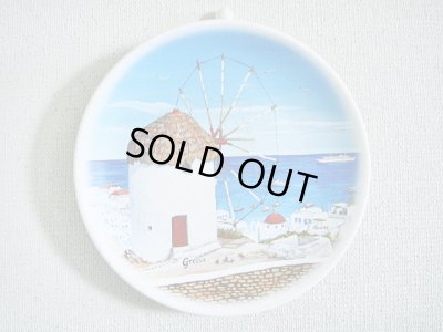 画像1: 【ＳＯＬＤ　ＯＵＴ　ありがとうございました！】【ゆうパック】（ギリシャ雑貨）ミコノス島の風車とエーゲ海の風景の絵皿【ハンドペイント】