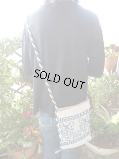 画像1: 【ＳＯＬＤ　ＯＵＴ　ありがとうございました！】（ギリシャ雑貨）メアンドロス模様・アンフォラ・ポシェット（小・白・中黄色）