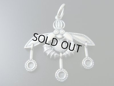 画像1: 【ＳＯＬＤ　ＯＵＴ　ありがとうございました！】【お客様の声あり♪】【ミノア文明】（ギリシャアクセサリー）存在感のあるミノアンビー・シルバー９２５ペンダントトップ【クレタ島】