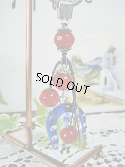 画像1: 【ＳＯＬＤ　ＯＵＴ　ありがとうございました！】（ギリシャアクセサリー）イーブルアイ（ナザールボンジュウ）と馬蹄・ＧＲＥＥＣＥキーチェーン（キーホルダー）