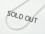 【ＳＯＬＤ　ＯＵＴ　ありがとうございました！】【お客様の声あり♪】【送料無料・ギフトBOX付き♪】（ギリシャアクセサリー）シルバー９２５スネークチェーンＣ（５０ｃｍ）ロジウム加工