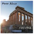 歌詞カード１８Ｐは9th SINGLE『Never Alone（ネバーアローン）』のジャケット。ジャケット撮影地　ギリシャのアクロポリスの丘にそびえ立つ「パルテノン神殿」