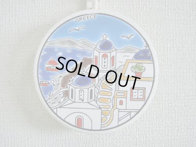 画像1: 【ＳＯＬＤ　ＯＵＴ　ありがとうございました！】（ギリシャ雑貨）タイルの壁飾り（コースター）サントリーニ島の教会と港の風景