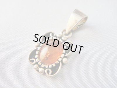 画像1: 【ＳＯＬＤ　ＯＵＴ　ありがとうございました！】【定価３１００円】（ギリシャアクセサリー）琥珀のペンダントトップ