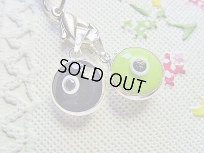 画像1: 【ＳＯＬＤ　ＯＵＴ　ありがとうございました！】イーブルアイ携帯ストラップ（黒・黄緑）