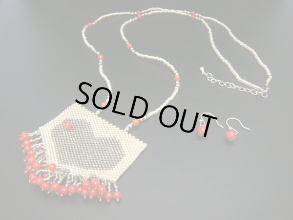 画像1: 【ＳＯＬＤ　ＯＵＴ　ありがとうございました！】（ギリシャ）ハートモチーフビーズネックレス（ピアス付き）