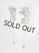 画像: 【ＳＯＬＤ　ＯＵＴ　ありがとうございました！】（ギリシャアクセサリー）スワロフスキークリスタル・フラワーロングピアス