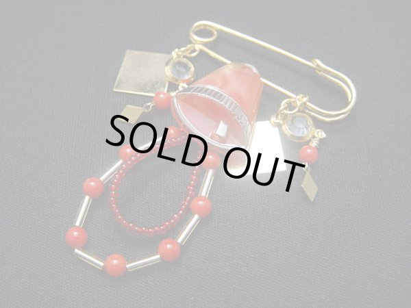 画像1: 【ＳＯＬＤ　ＯＵＴ　ありがとうございました！】＼＼ホワイトデー（*^_^*）半額！セール／／【職人のこだわり　一点もの】（ギリシャアクセサリー）ベルモチーフのアンティークボタン・ブローチ【定価５０００円】