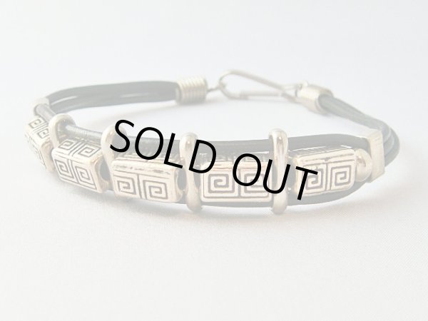 画像1: 【ＳＯＬＤ　ＯＵＴ　ありがとうございました！】（ギリシャアクセサリー）箱型メアンドロス模様メタルブレスレット