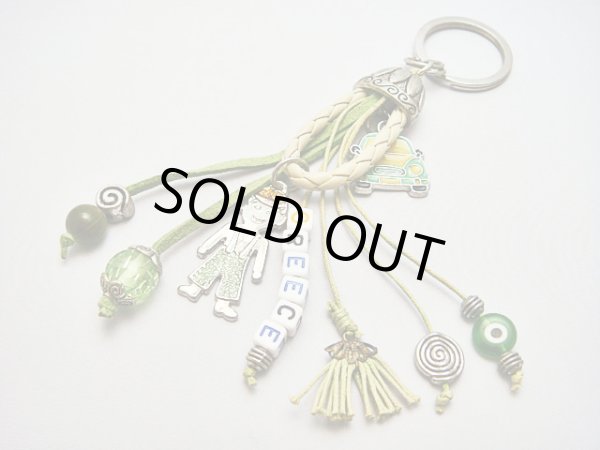 画像1: 【ＳＯＬＤ　ＯＵＴ　ありがとうございました！】【お客様の声あり♪】（ギリシャアクセサリー）イーブルアイ（ナザールボンジュウ）・渦巻き模様キーチェーン（キーホルダー）（黄緑系）