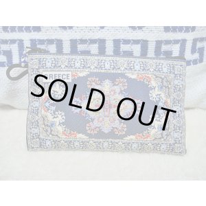 画像: 【ＳＯＬＤ　ＯＵＴ　ありがとうございました！】（ギリシャ雑貨）布製ギリシャ刺繍イーブルアイ（ナザールボンジュウ）付き小物入れ（紺）