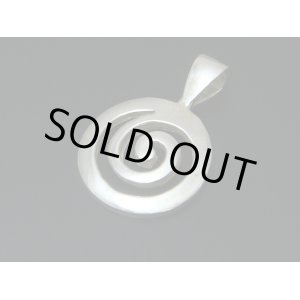 画像: 【ＳＯＬＤ　ＯＵＴ　ありがとうございました！】＼ラスト１点です！／【お客様の声あり♪】☆８周年感謝セール！☆（ギリシャアクセサリー）渦巻き模様・シルバー９２５ペンダントトップ小【定価１５００円】 