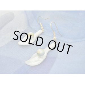 画像: 【ＳＯＬＤ　ＯＵＴ　ありがとうございました！】（ギリシャアクセサリー）シェル・パールビーズピアス【一点もの】