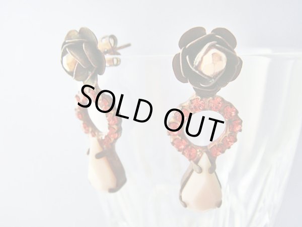 画像1: 【ＳＯＬＤ　ＯＵＴ　ありがとうございました！】（ギリシャアクセサリー）スワロフスキー・ローズ＆ティアードロップピアス