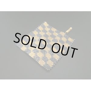 画像: 【ＳＯＬＤ　ＯＵＴ　ありがとうございました！】（ギリシャ）市松模様ビーズピンブローチ