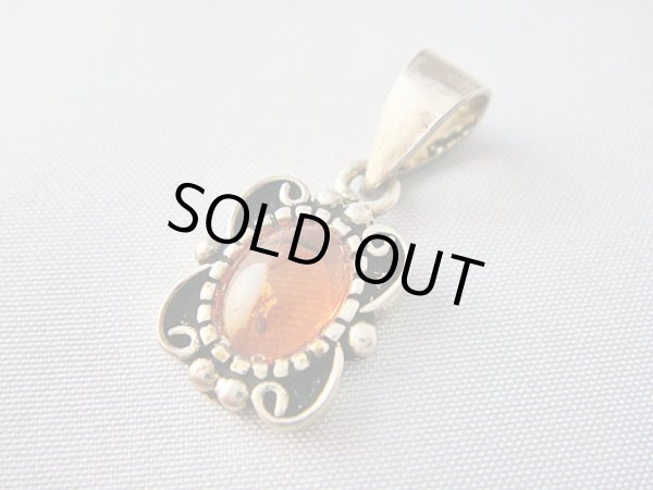 画像1: 【ＳＯＬＤ　ＯＵＴ　ありがとうございました！】【定価３１００円】（ギリシャアクセサリー）琥珀のペンダントトップ