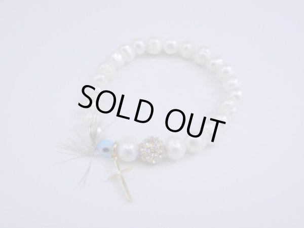 画像1: 【ＳＯＬＤ　ＯＵＴ　ありがとうございました！】【お客様の声あり♪】（ギリシャアクセサリー）淡水パール・イーブルアイ（ナザールボンジュウ）・クロスブレスレット