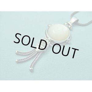 画像: 【ＳＯＬＤ　ＯＵＴ　ありがとうございました！】（ギリシャ）ビザンチン風・白蝶貝のネックレス