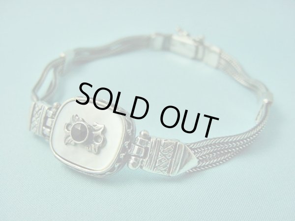 画像1: 【ＳＯＬＤ　ＯＵＴ　ありがとうございました！】（ギリシャ）ビザンチン風・白蝶貝とガーネットのブレスレット