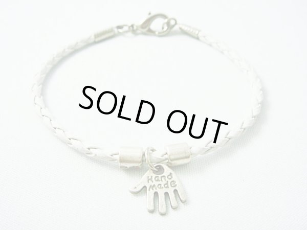 画像1: 【ＳＯＬＤ　ＯＵＴ　ありがとうございました！】【定価2400円】（イスラエル）ハムサレザーブレスレット（白・シルバー）