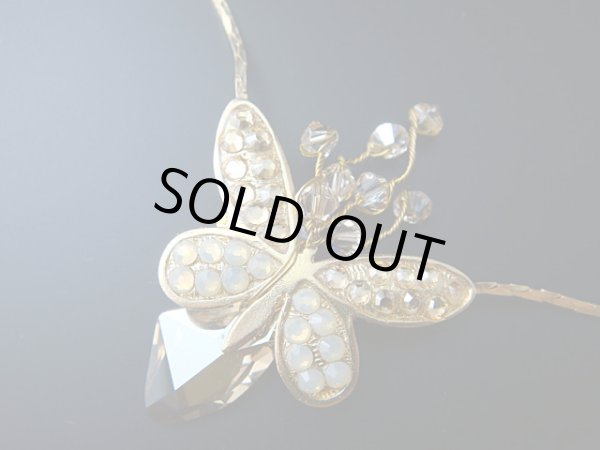 画像1: 【ＳＯＬＤ　ＯＵＴ　ありがとうございました！】（ギリシャアクセサリー）スワロフスキークリスタル・バタフライネックレス（ゴールド）