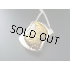 画像: 【ＳＯＬＤ　ＯＵＴ　ありがとうございました！】（ギリシャ）グリーンアンバーネックレス